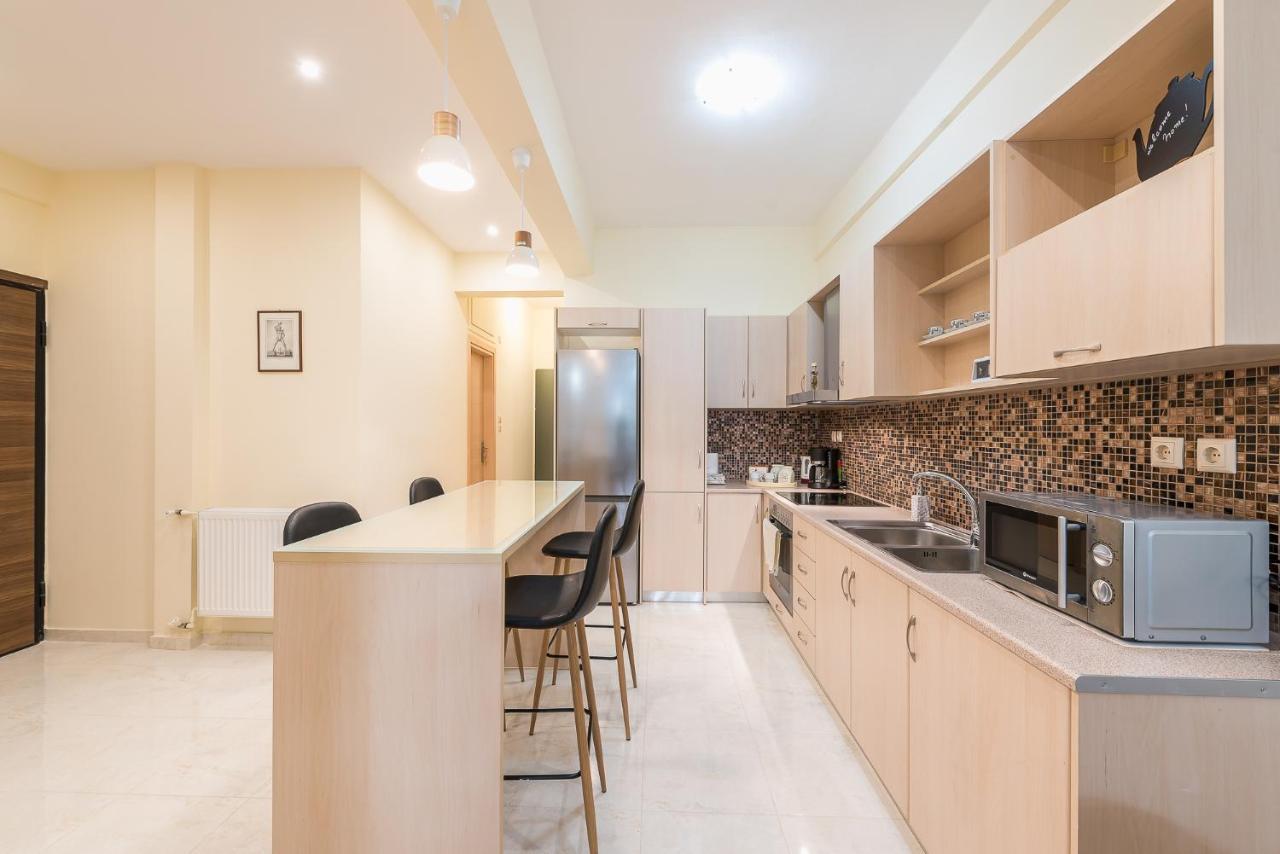 Elegant Home In Quiet Street By Cloudkeys เอเธนส์ ภายนอก รูปภาพ
